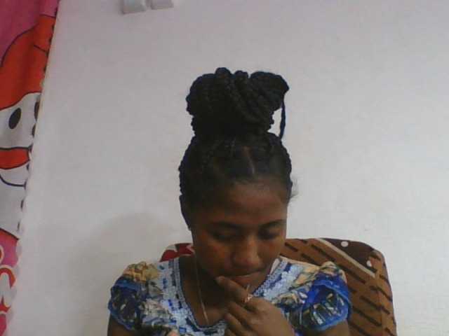 Marinah1a live cam on BongaCams