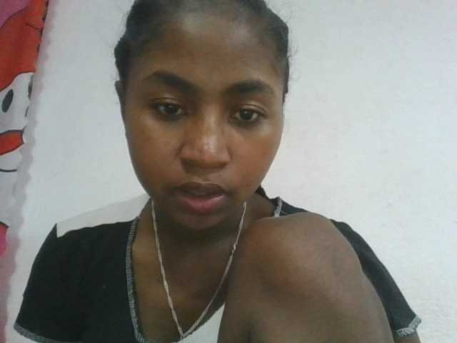 Marinah1a live cam on BongaCams