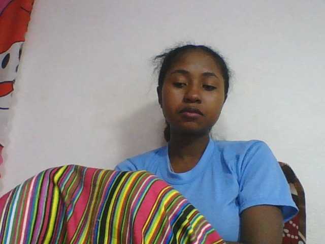 Marinah1a live cam on BongaCams