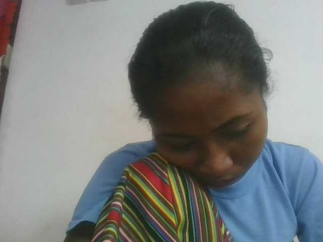 Marinah1a live cam on BongaCams
