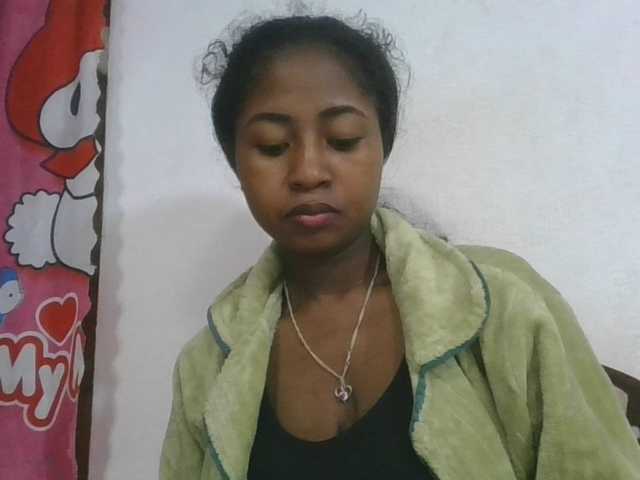 Marinah1a live cam on BongaCams