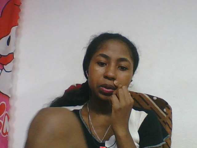 Marinah1a live cam on BongaCams