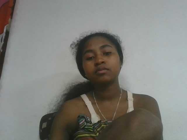 Marinah1a live webcam show