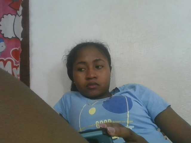 Marinah1a live cam on BongaCams