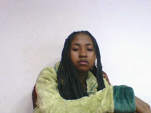 Marinah1a live cam on BongaCams