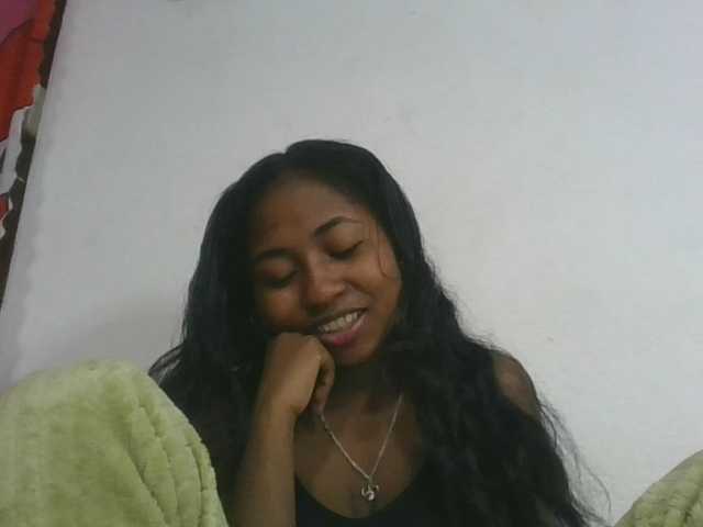 Marinah1a live cam on BongaCams