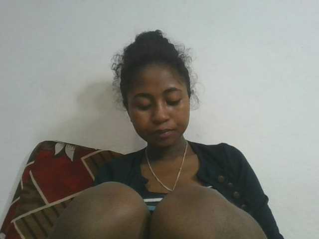 Marinah1a live cam on BongaCams
