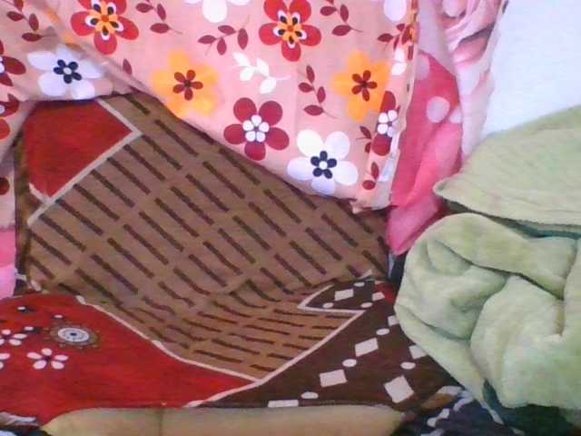 Marinah1a live cam on BongaCams