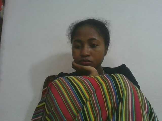 Marinah1a live cam on BongaCams