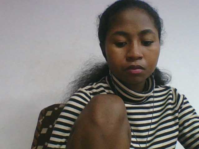Marinah1a live cam on BongaCams