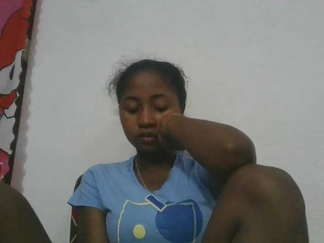 Marinah1a live cam on BongaCams