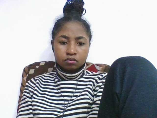 Marinah1a live cam on BongaCams