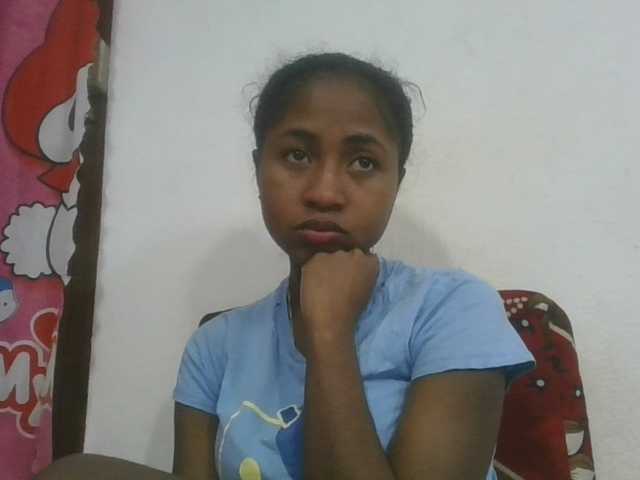 Marinah1a live cam on BongaCams