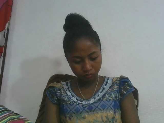 Marinah1a live cam on BongaCams