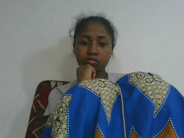 Marinah1a live cam on BongaCams