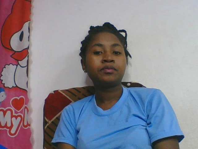 Marinah1a live cam on BongaCams