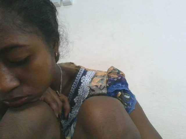 Marinah1a live cam on BongaCams