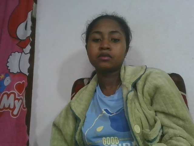 Marinah1a live cam on BongaCams
