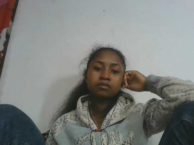 Marinah1a live cam on BongaCams