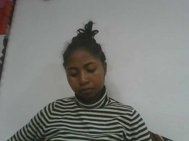 Marinah1a live cam on BongaCams