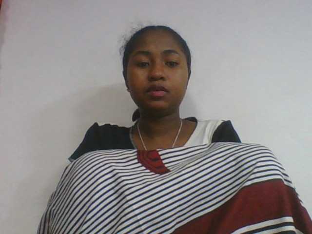Marinah1a live cam on BongaCams
