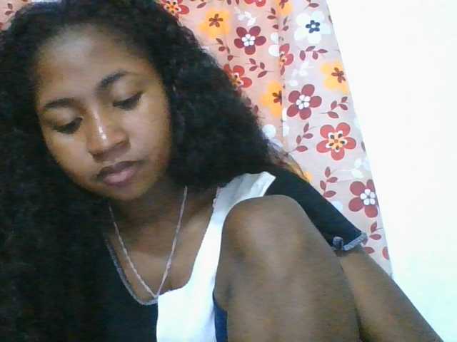 Marinah1a live cam on BongaCams