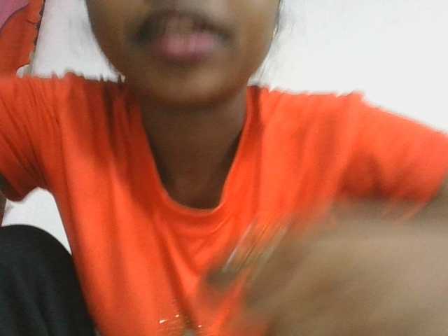 Marinah1a live cam on BongaCams