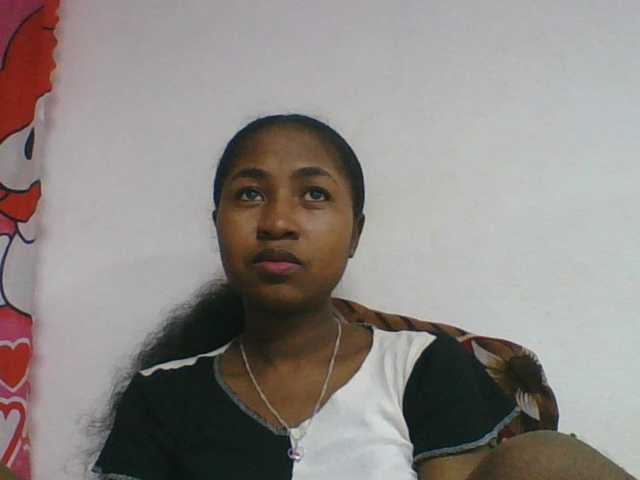 Marinah1a live cam on BongaCams