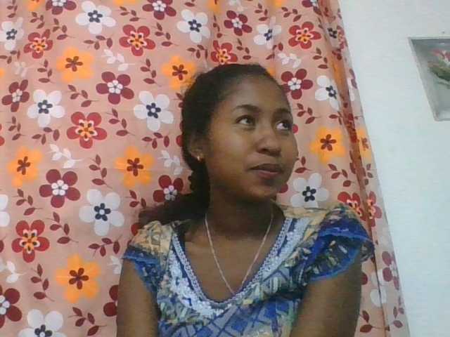 Marinah1a live cam on BongaCams