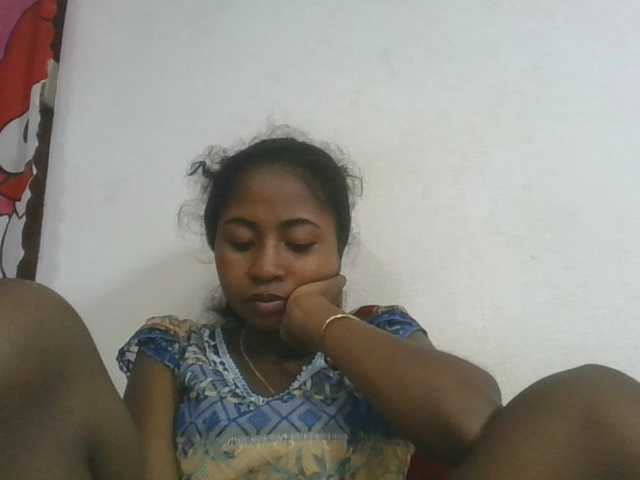 Marinah1a live cam on BongaCams