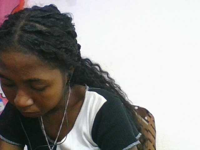 Marinah1a live cam on BongaCams
