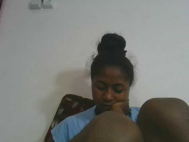 Marinah1a live cam on BongaCams