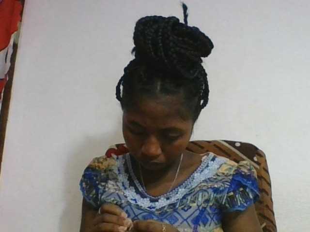 Marinah1a live cam on BongaCams