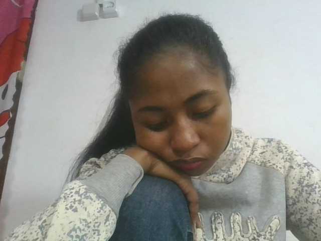 Marinah1a live cam on BongaCams