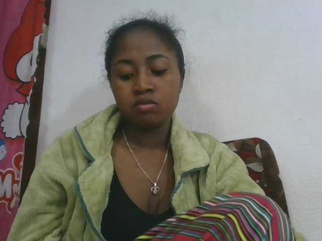 Marinah1a live cam on BongaCams