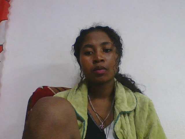 Marinah1a live cam on BongaCams