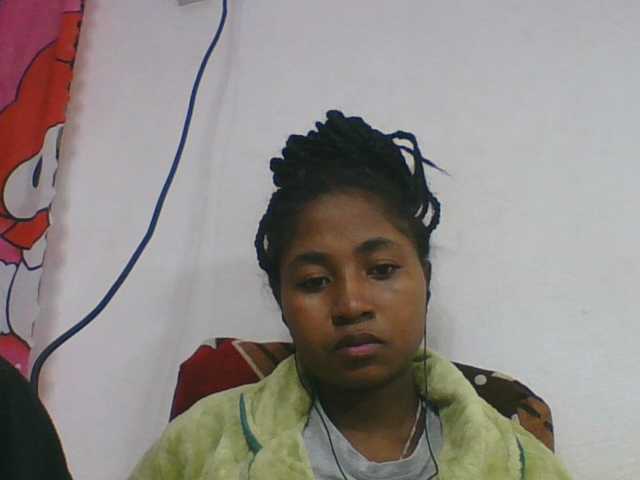 Marinah1a live cam on BongaCams