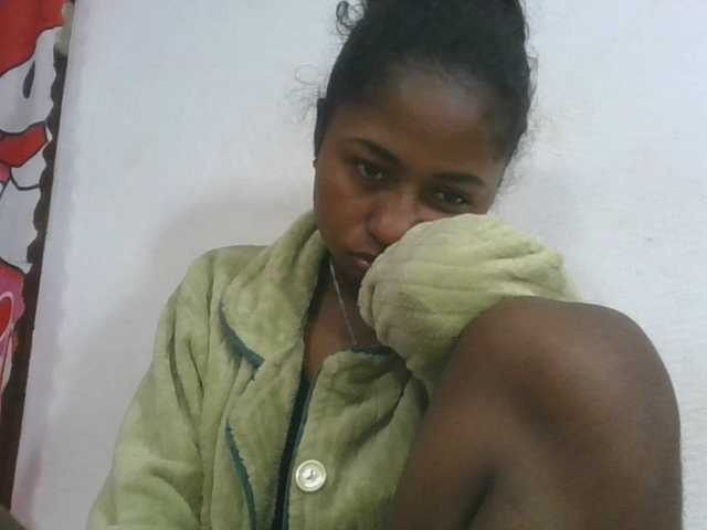 Marinah1a live cam on BongaCams