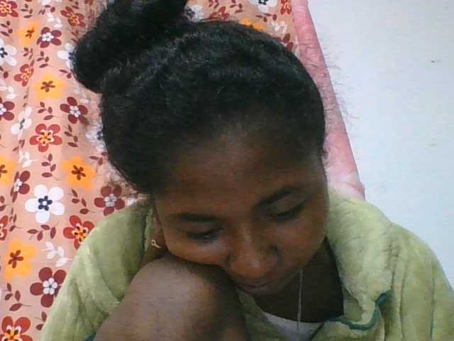 Marinah1a live cam on BongaCams