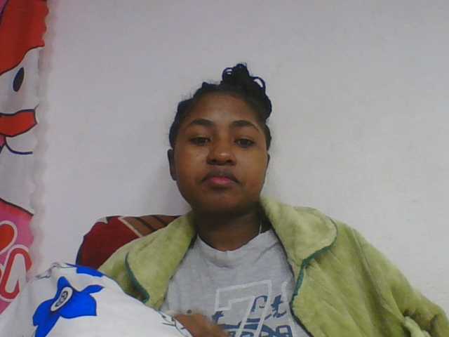 Marinah1a live cam on BongaCams
