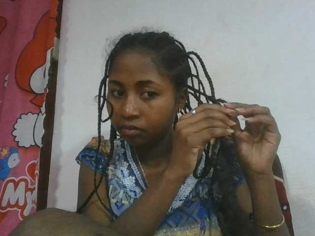 Marinah1a live cam on BongaCams