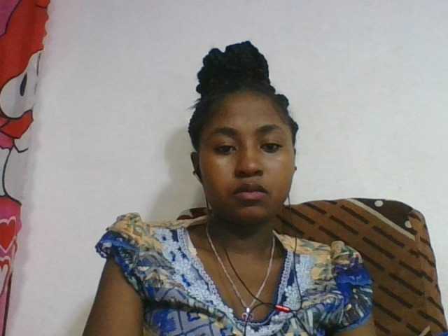 Marinah1a live cam on BongaCams