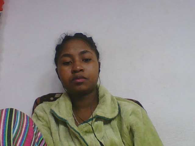 Marinah1a live cam on BongaCams