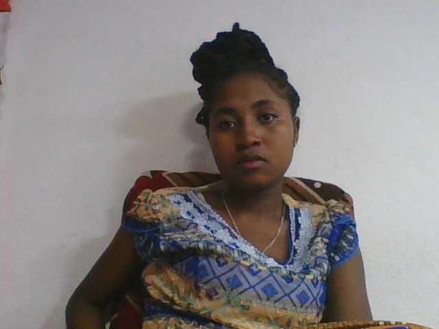 Marinah1a live cam on BongaCams