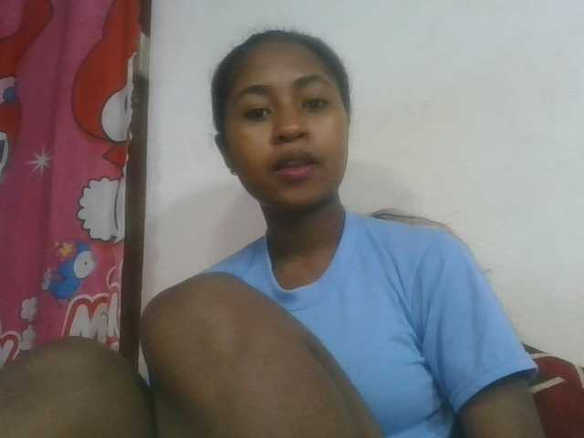 Marinah1a live cam on BongaCams
