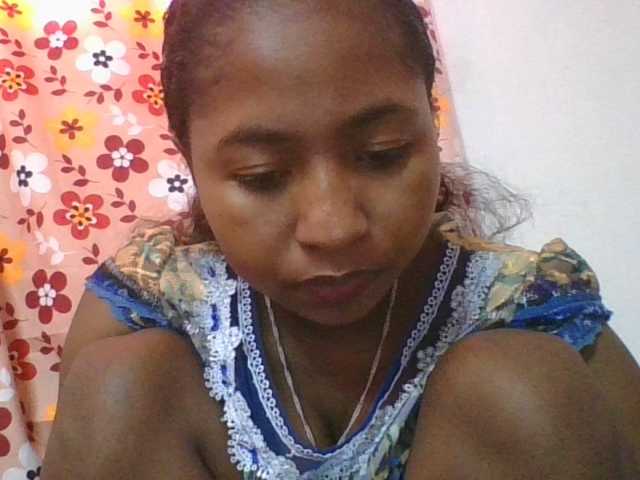 Marinah1a live cam on BongaCams
