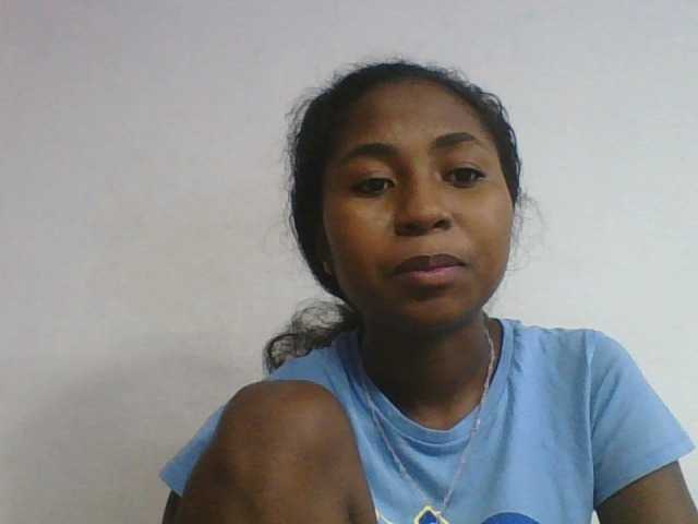 Marinah1a live cam on BongaCams