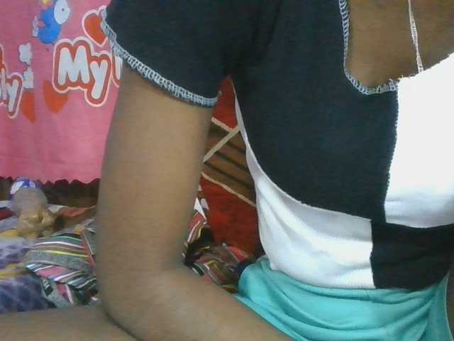 Marinah1a live cam on BongaCams