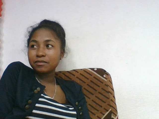 Marinah1a live cam on BongaCams