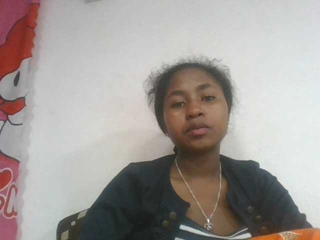 Marinah1a live cam on BongaCams
